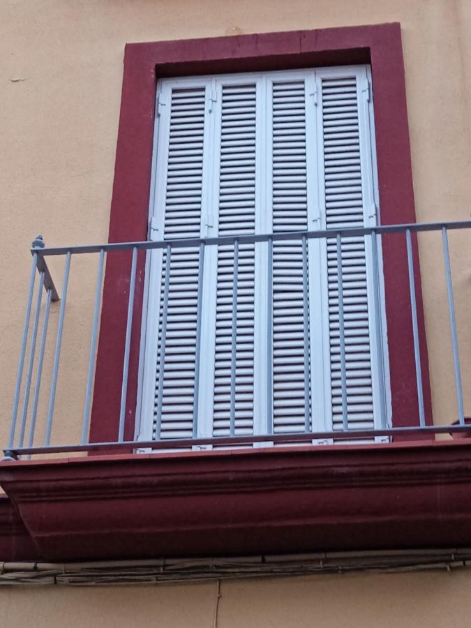 Apartamento Casco Antiguo Exterior Unico En Segunda Planta En Un Edificio De De Dos Plantas Sevilla Exteriér fotografie