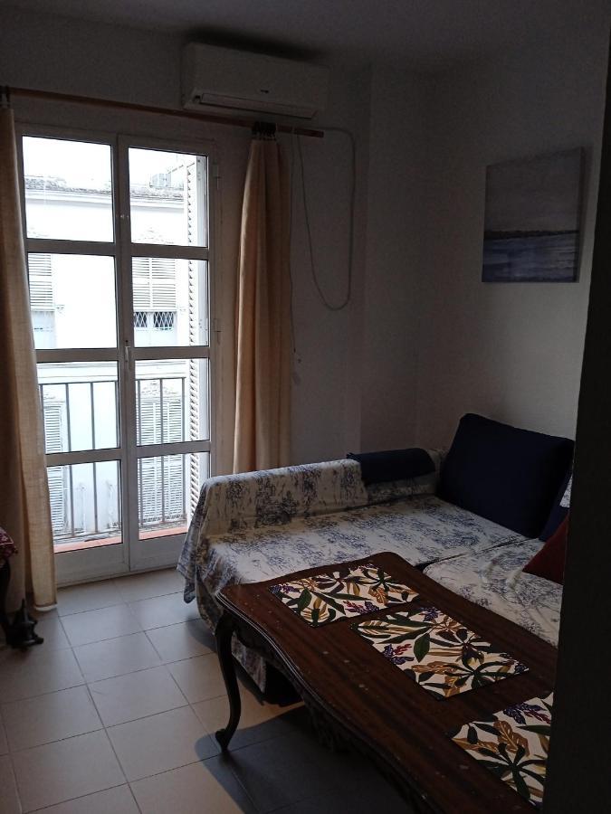 Apartamento Casco Antiguo Exterior Unico En Segunda Planta En Un Edificio De De Dos Plantas Sevilla Exteriér fotografie
